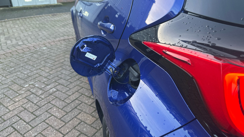 Toyota Yaris 1.5 Hybrid Design 5dr CVT Hybrid Hatchback